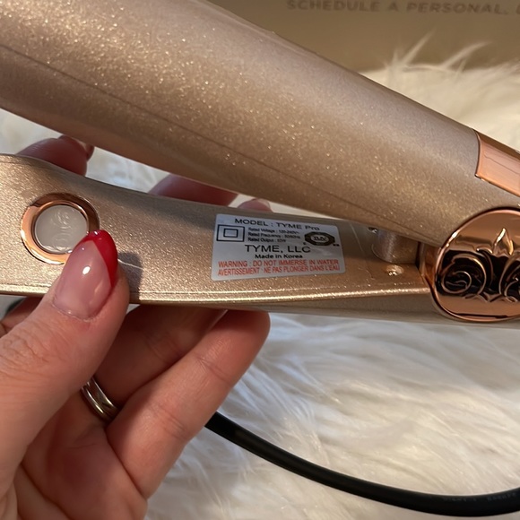 TYME PRO Hair Iron - Picture 6 of 9